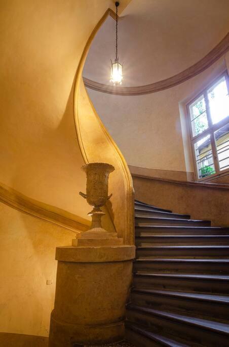 Casa Aldrovandi: Elegante E In Centro Storico Bologna Exterior photo